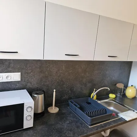 Sd Nemcovej 1 Hostel