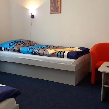 Sd Nemcovej 1 Hostel