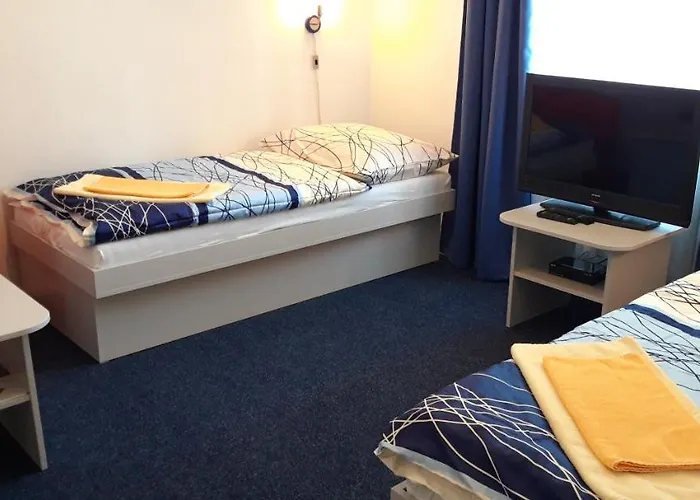 אכסניה Sd Nemcovej 1 *